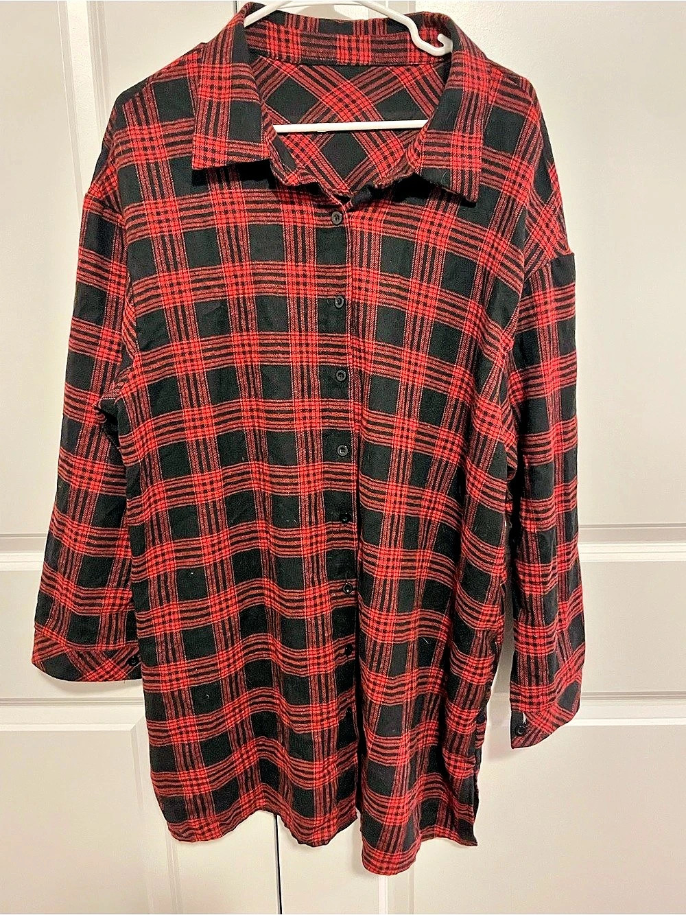 SHEIN Plaid button down Size 2XL